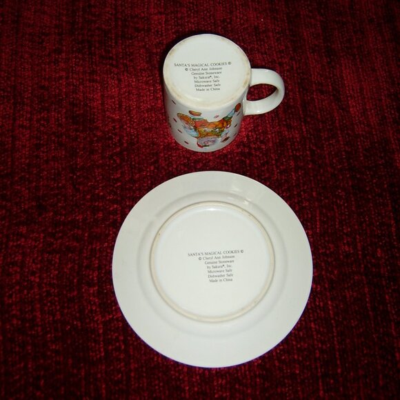 Santa’s Magical Cookies Coffee Mug & Plate Set Stoneware Sakura - Picture 4 of 4